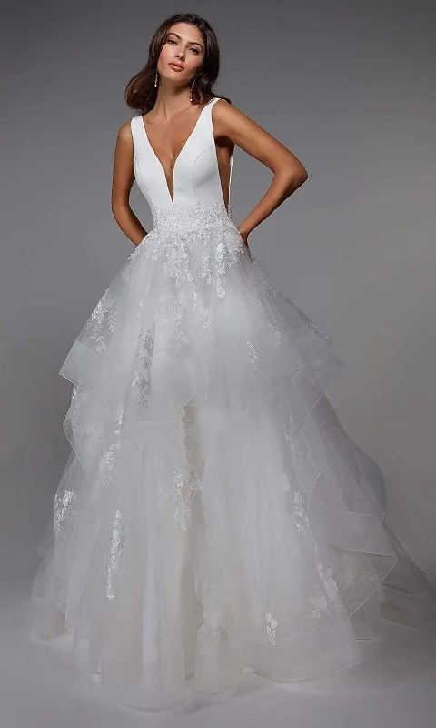 Alyce Paris - 7040 Crepe And Organza Layered Gown