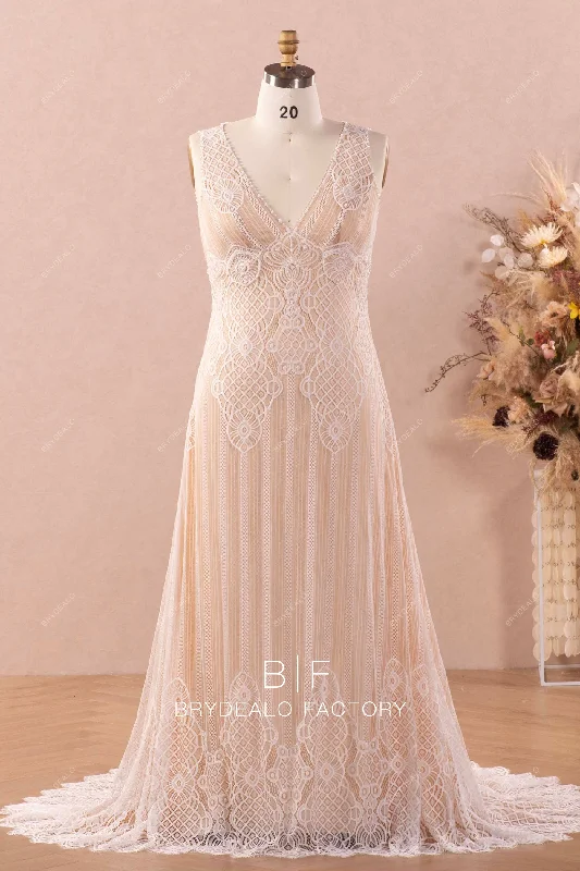 Plus Size Empire Plunging Lace Boho Wedding Dress