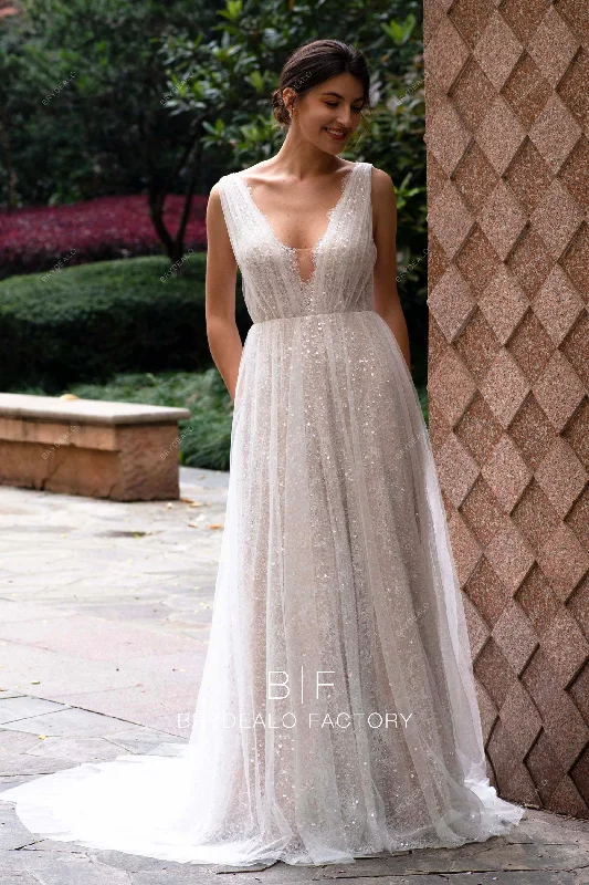 Sparkly Scallop Plunging Neck Lace A-line Wedding Dress