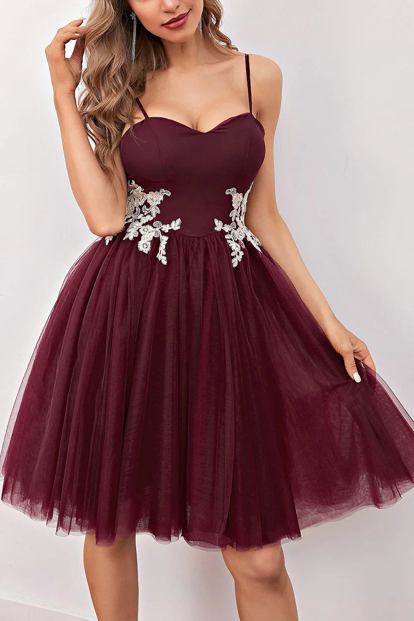 Tulle A-Line Sweetheart Spaghetti Straps Appliques Homecoming Dress